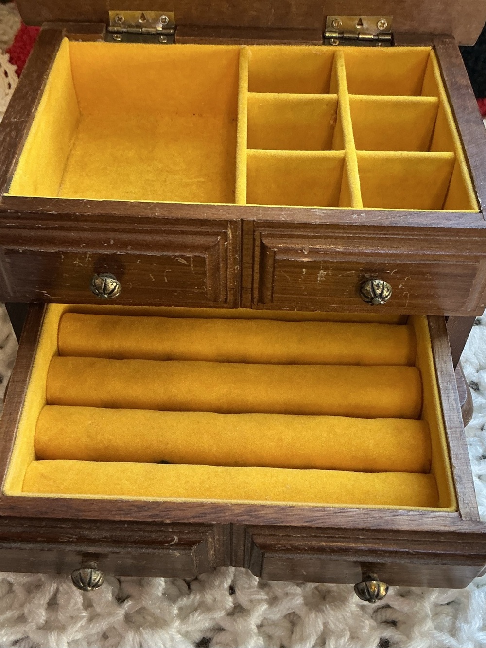 Velvet-Lined Avon Yellow Vintage Jewelry Organizer Box with Multiple Compartment